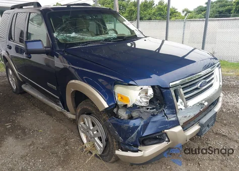 2008 Ford Explorer Eddie Bauer из США, поврежденный, VIN 1FMEU64E88UA57940